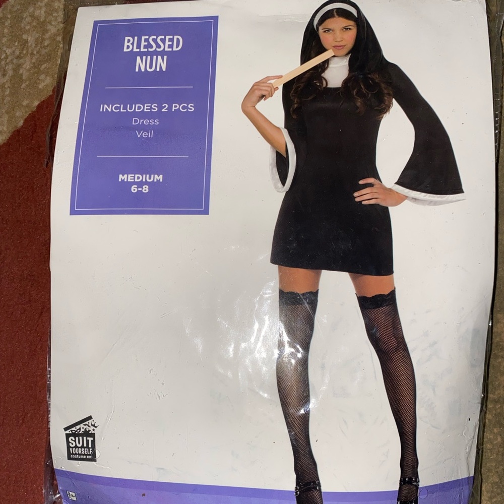Halloween Costumes Nun and Priest